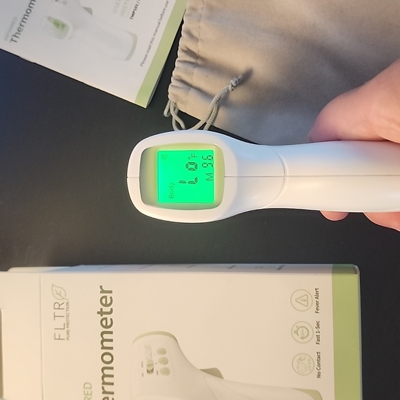 FLTR Infared No Contact Digital Thermometer w/pouch - Picture 7 of 8